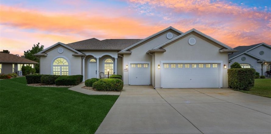 Casa en Summerfield, Florida 3 dormitorios, 214.23 m2 № 1670937