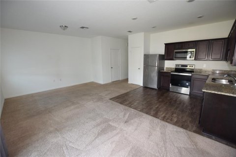 Touwnhouse à louer à Davenport, Floride: 3 chambres, 130.43 m2 № 2388689 - photo 6