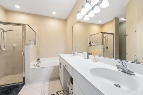 Adosado en venta en Port St. Lucie, Florida, 3 dormitorios, 144.65 m2 № 2279092 - foto 19