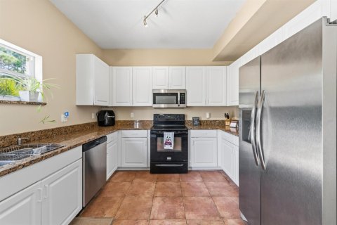 Adosado en venta en Port St. Lucie, Florida, 3 dormitorios, 144.65 m2 № 2279092 - foto 4