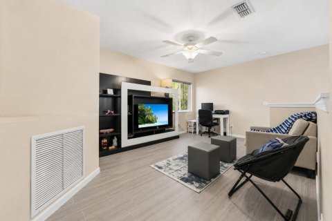 Adosado en venta en Port St. Lucie, Florida, 3 dormitorios, 144.65 m2 № 2279092 - foto 6