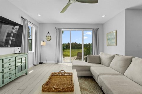Townhouse in Four Corners, Florida 3 bedrooms, 154.12 sq.m. № 1902408 - photo 19