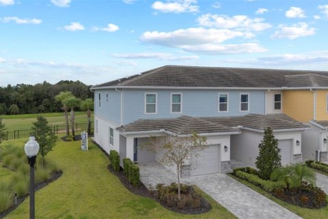 Townhouse in Four Corners, Florida 3 bedrooms, 154.12 sq.m. № 1902408 - photo 2