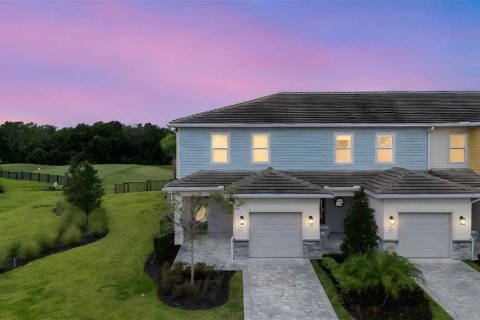 Townhouse in Four Corners, Florida 3 bedrooms, 154.12 sq.m. № 1902408 - photo 5