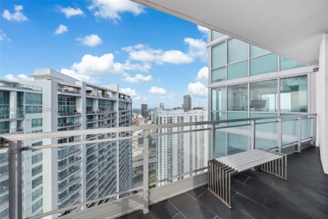 Condominio en alquiler en Miami, Florida, 2 dormitorios, 129.04 m2 № 2058807 - foto 16
