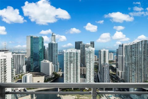Condominio en alquiler en Miami, Florida, 2 dormitorios, 129.04 m2 № 2058807 - foto 4