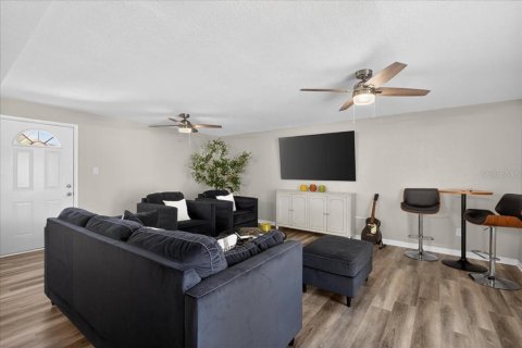 House in Daytona Beach, Florida 4 bedrooms, 205.5 sq.m. № 2144853 - photo 22