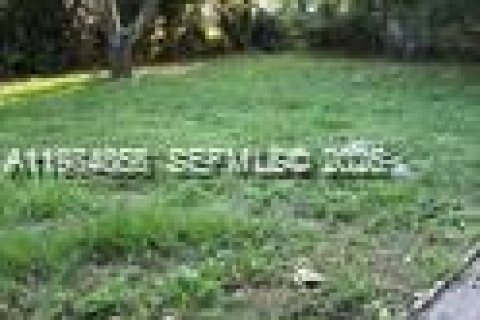 Casa en venta en Miami Gardens, Florida, 3 dormitorios, 135.08 m2 № 2041313 - foto 4