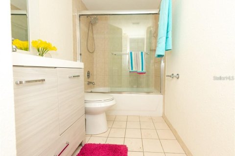 Condo in Altamonte Springs, Florida, 2 bedrooms  № 1430706 - photo 10