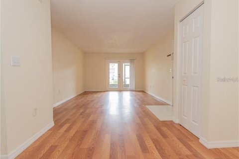 Condo in Altamonte Springs, Florida, 2 bedrooms  № 1430706 - photo 3