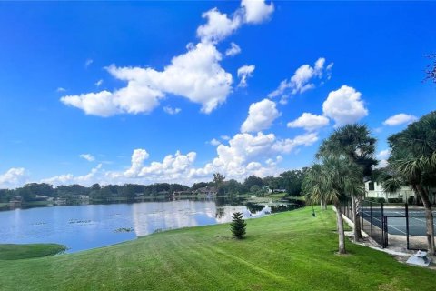Condo in Altamonte Springs, Florida, 2 bedrooms  № 1430706 - photo 18