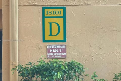 Condo in Hialeah, Florida, 3 bedrooms  № 2037900 - photo 3