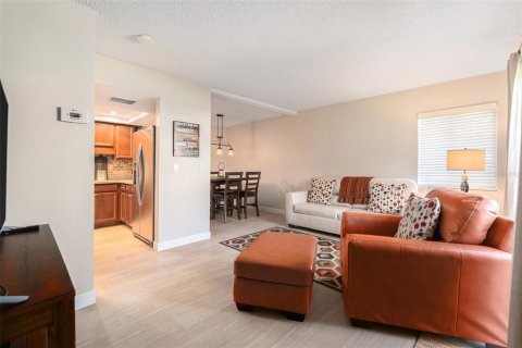 Condominio en venta en Clearwater, Florida, 2 dormitorios, 79.25 m2 № 1527639 - foto 3