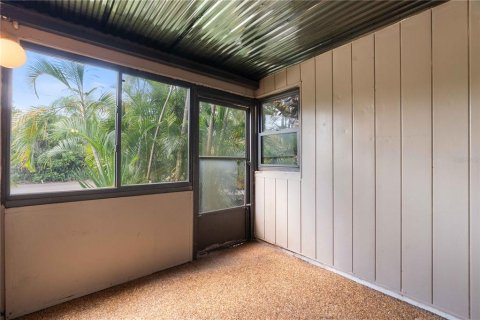 Copropriété à vendre à Tampa, Floride: 1 chambre, 61.13 m2 № 2389192 - photo 12