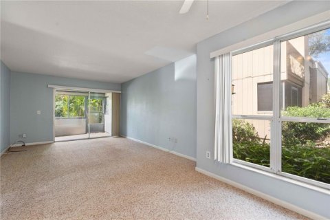 Copropriété à vendre à Tampa, Floride: 1 chambre, 61.13 m2 № 2389192 - photo 3