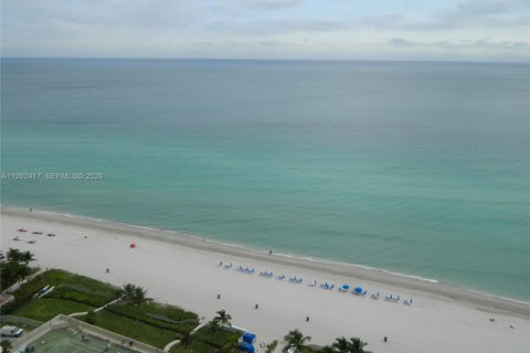 Copropriété à louer à Sunny Isles Beach, Floride: 3 chambres, 194.17 m2 № 2255678 - photo 21