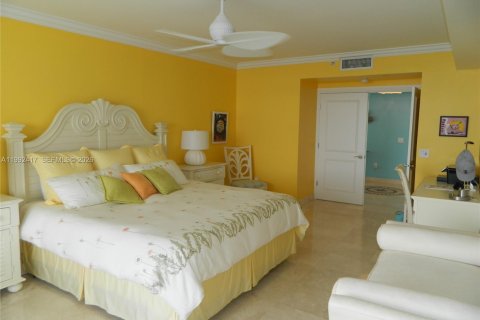 Copropriété à louer à Sunny Isles Beach, Floride: 3 chambres, 194.17 m2 № 2255678 - photo 14