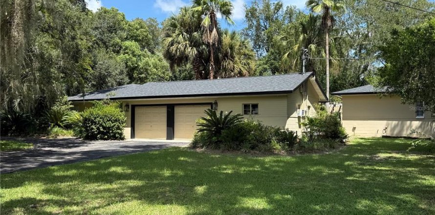 Casa en Gainesville, Florida 4 dormitorios, 287.25 m2 № 2388096