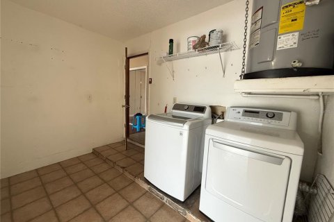 Casa en alquiler en Tampa, Florida, 3 dormitorios, 118.45 m2 № 1903393 - foto 15