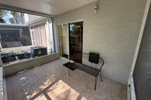 Touwnhouse à louer à Riverview, Floride: 3 chambres, 131.18 m2 № 2102328 - photo 8