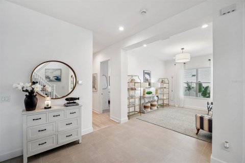 Casa en venta en Wesley Chapel, Florida, 6 dormitorios, 382.01 m2 № 1772087 - foto 15