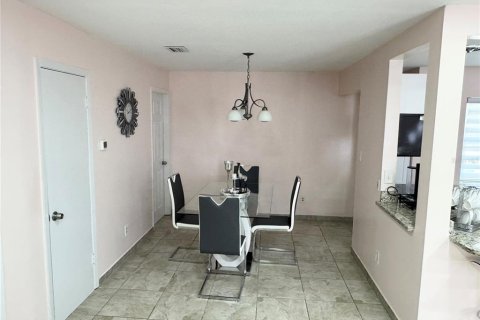 Villa ou maison à vendre à Orlando, Floride: 3 chambres, 136.57 m2 № 1749530 - photo 12