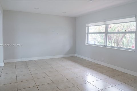 Купить виллу или дом в Холливуд, Флорида 2 спальни, 98.29м2, № 2020092 - фото 8