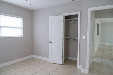 Купить виллу или дом в Холливуд, Флорида 2 спальни, 98.29м2, № 2020092 - фото 14