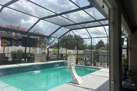 Villa ou maison à louer à Winter Haven, Floride: 4 chambres, 192.03 m2 № 1915392 - photo 23
