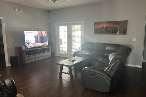 Casa en alquiler en Winter Haven, Florida, 4 dormitorios, 192.03 m2 № 1915392 - foto 10