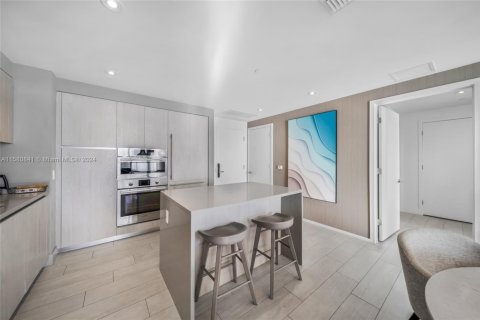 Снять в аренду кондоминиум в Холливуд, Флорида 2 спальни, 96.99м2, № 1958875 - фото 10