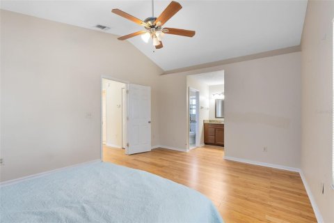 House in Orlando, Florida 3 bedrooms, 148.92 sq.m. № 1733145 - photo 12