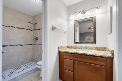 House in Orlando, Florida 3 bedrooms, 148.92 sq.m. № 1733145 - photo 14