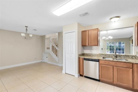 House in Orlando, Florida 3 bedrooms, 148.92 sq.m. № 1733145 - photo 7