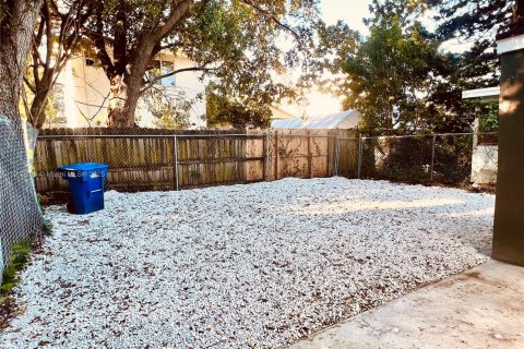 Купить коммерческую недвижимость в Майами, Флорида № 1971406 - фото 5