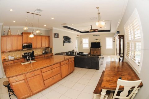 Casa en venta en Bradenton, Florida, 4 dormitorios, 269.42 m2 № 1519422 - foto 2