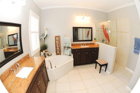 Casa en venta en Bradenton, Florida, 4 dormitorios, 269.42 m2 № 1519422 - foto 9