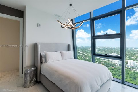Condo in Miami, Florida, 3 bedrooms  № 1943416 - photo 23
