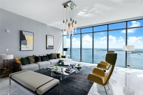 Condo in Miami, Florida, 3 bedrooms  № 1943416 - photo 5