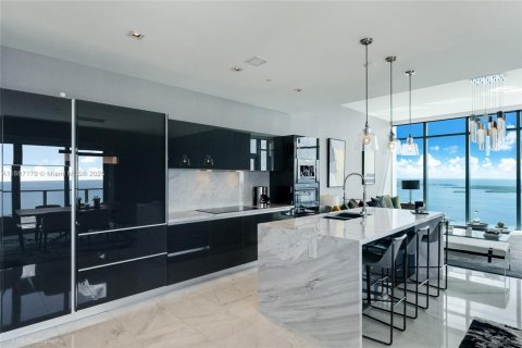 Condo in Miami, Florida, 3 bedrooms  № 1943416 - photo 14