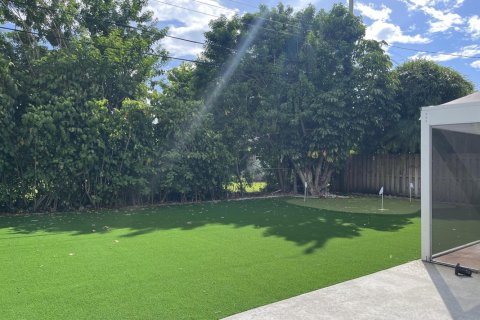 House in Palm Beach Gardens, Florida 3 bedrooms, 140.84 sq.m. № 712566 - photo 1