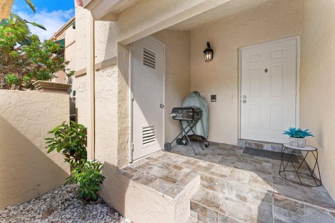 Condo in Boca Raton, Florida, 2 bedrooms  № 2428164 - photo 24