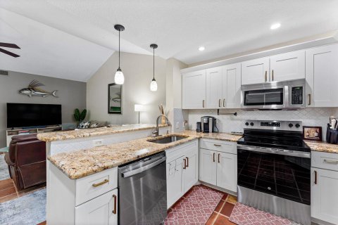 Condo in Boca Raton, Florida, 2 bedrooms  № 2428164 - photo 5