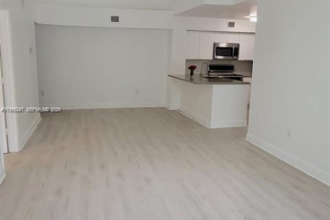 Copropriété à louer à Miramar, Floride: 3 chambres, 100.33 m2 № 2010163 - photo 7