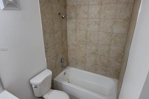 Copropriété à louer à Miramar, Floride: 3 chambres, 100.33 m2 № 2010163 - photo 15