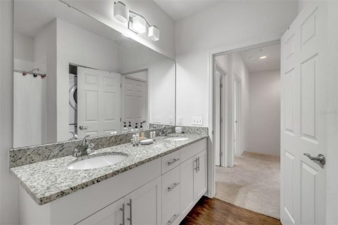 Adosado en venta en Kissimmee, Florida, 3 dormitorios, 120.77 m2 № 1915525 - foto 20
