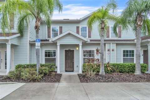 Adosado en venta en Kissimmee, Florida, 3 dormitorios, 120.77 m2 № 1915525 - foto 1