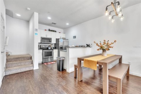 Adosado en venta en Kissimmee, Florida, 3 dormitorios, 120.77 m2 № 1915525 - foto 5