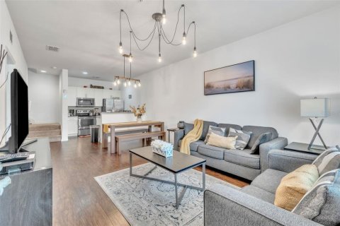 Adosado en venta en Kissimmee, Florida, 3 dormitorios, 120.77 m2 № 1915525 - foto 7
