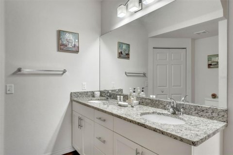 Adosado en venta en Kissimmee, Florida, 3 dormitorios, 120.77 m2 № 1915525 - foto 18